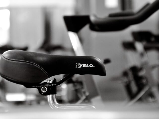 Elliptique ou vélo d’appartement pour perdre du poids